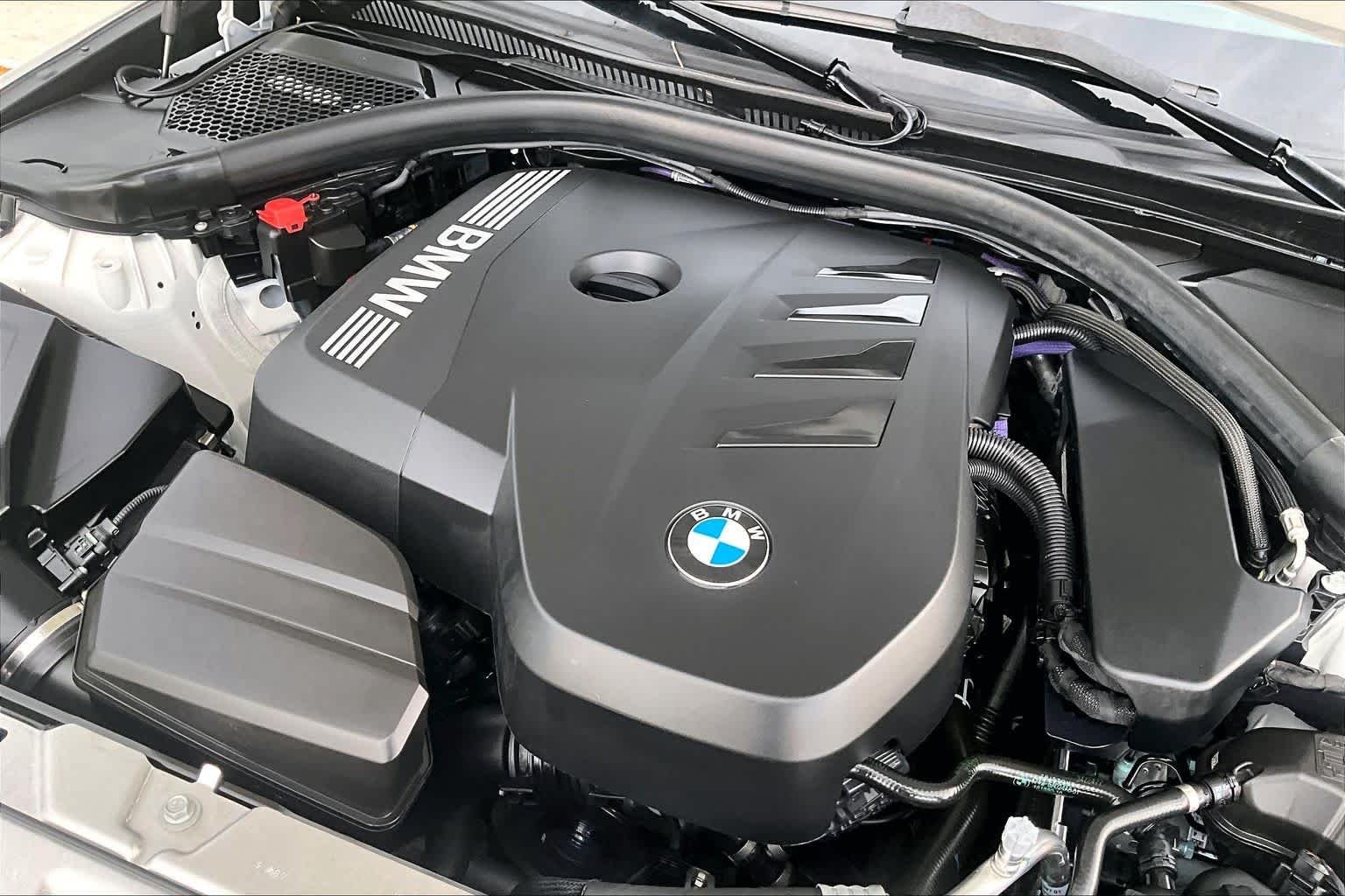 Used 2025 Mineral White Metallic BMW 330i image 31