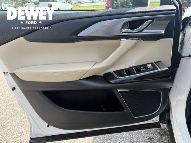 Certified Used 2018 Snowflake White Pearl Metallic Mazda Grand Touring image 9
