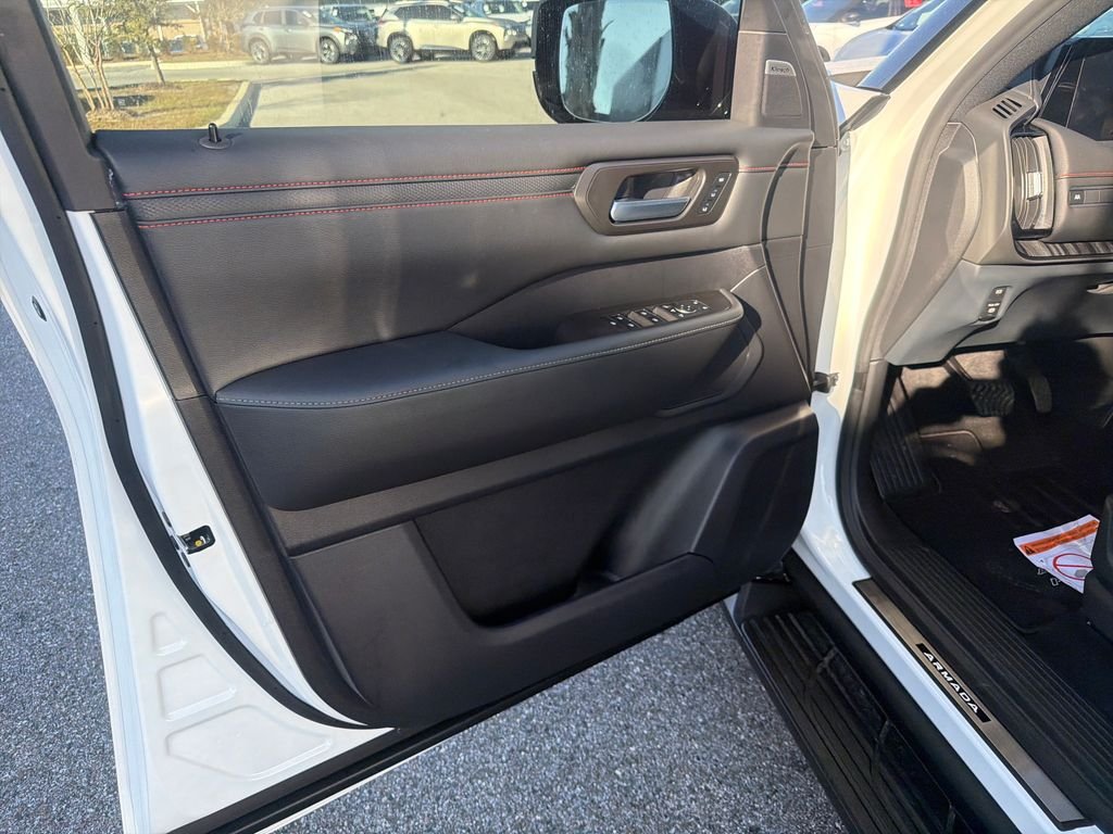 New 2026 Nissan Armada PRO-4X 4D Sport Utility