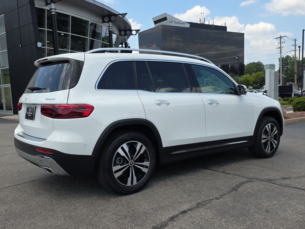 New 2026 White Mercedes-Benz GLB 250 image 5