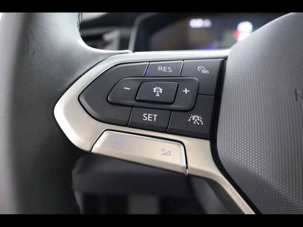New 2026 Platinum Gray Metallic Volkswagen 1.5T S image 20