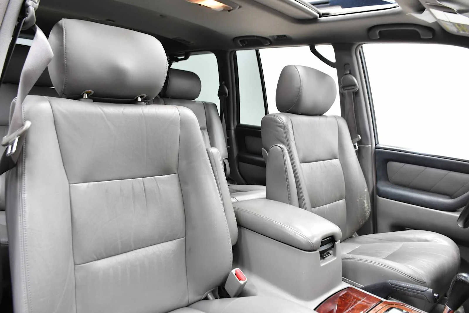 Used 2006 Thunder Cloud Metallic Toyota  image 25
