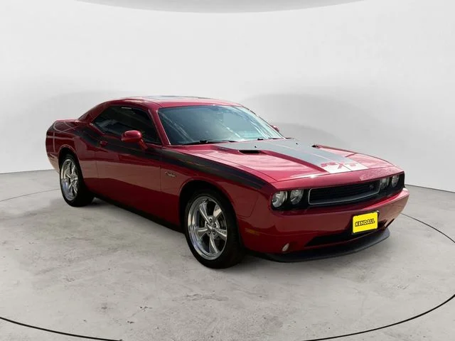 Used 2013 Red Dodge R/T image 3