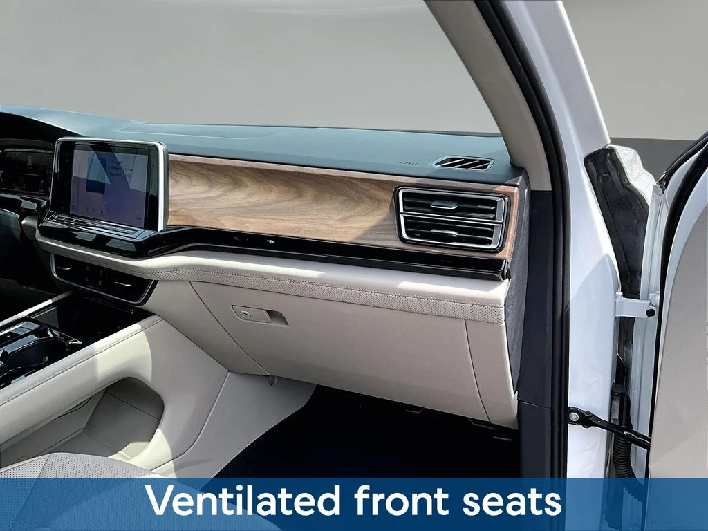 2026 Volkswagen Atlas SE w/Tech - Photo 31