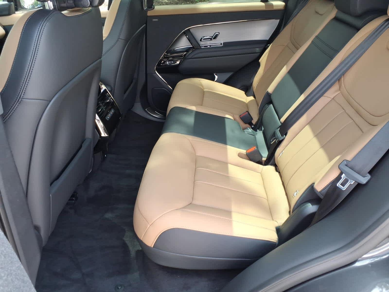New 2026 Carpathian Grey LAND ROVER Dynamic SE image 23