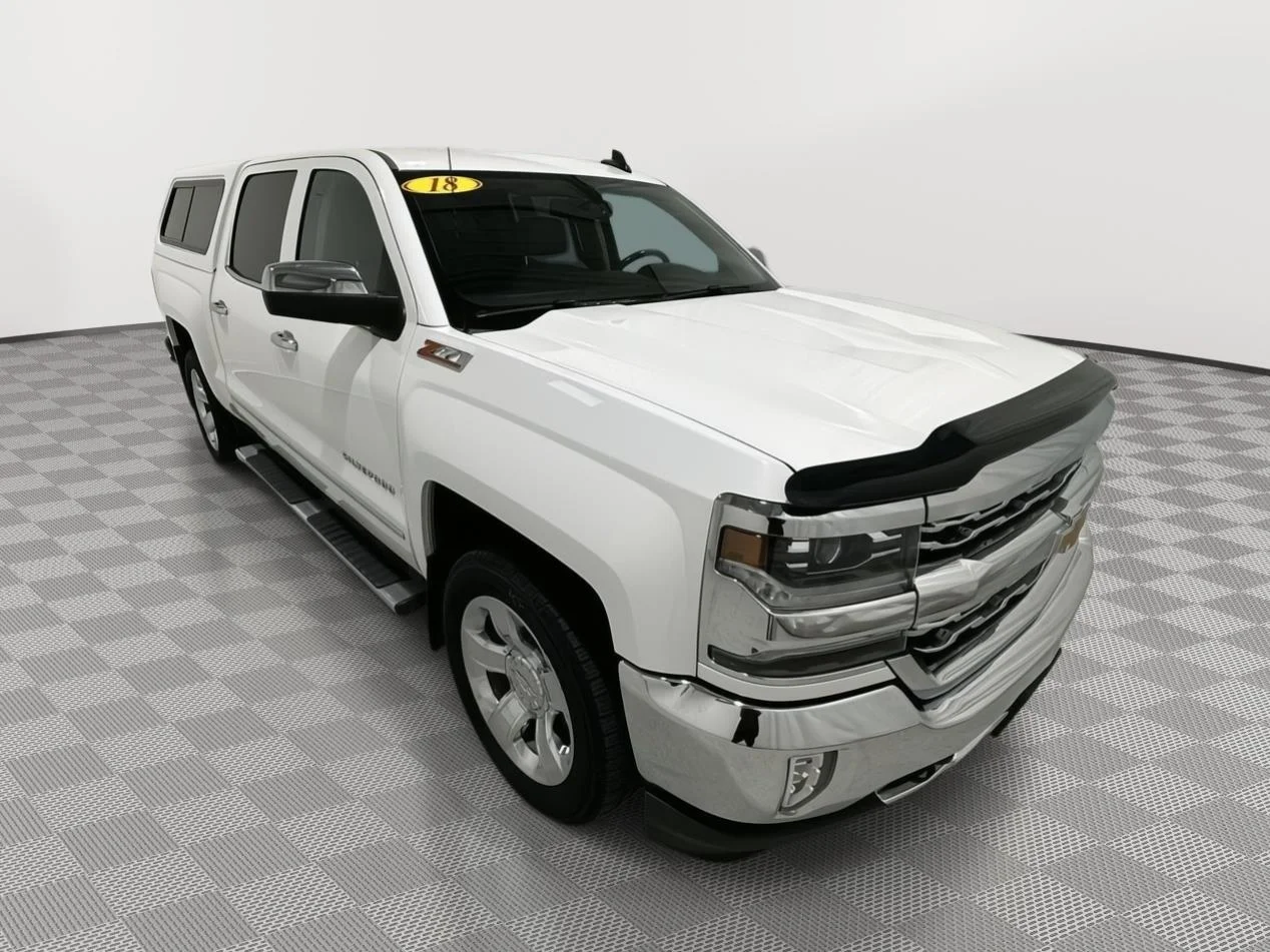Used 2018 SUMMIT WHITE Chevrolet LTZ image 7