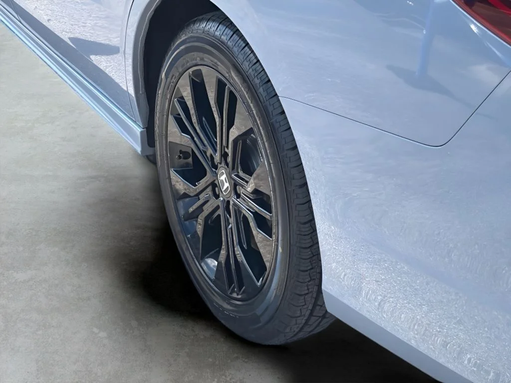 Used 2025 Sonic Gray Pearl Honda Sport-L image 9