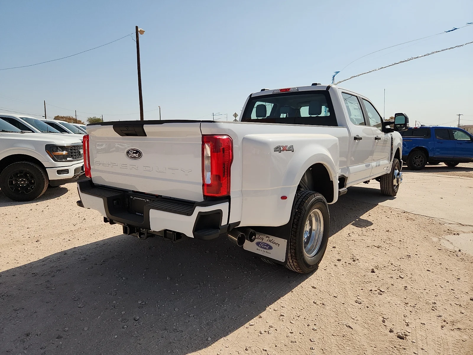 New 2027 Oxford White Ford XL image 7