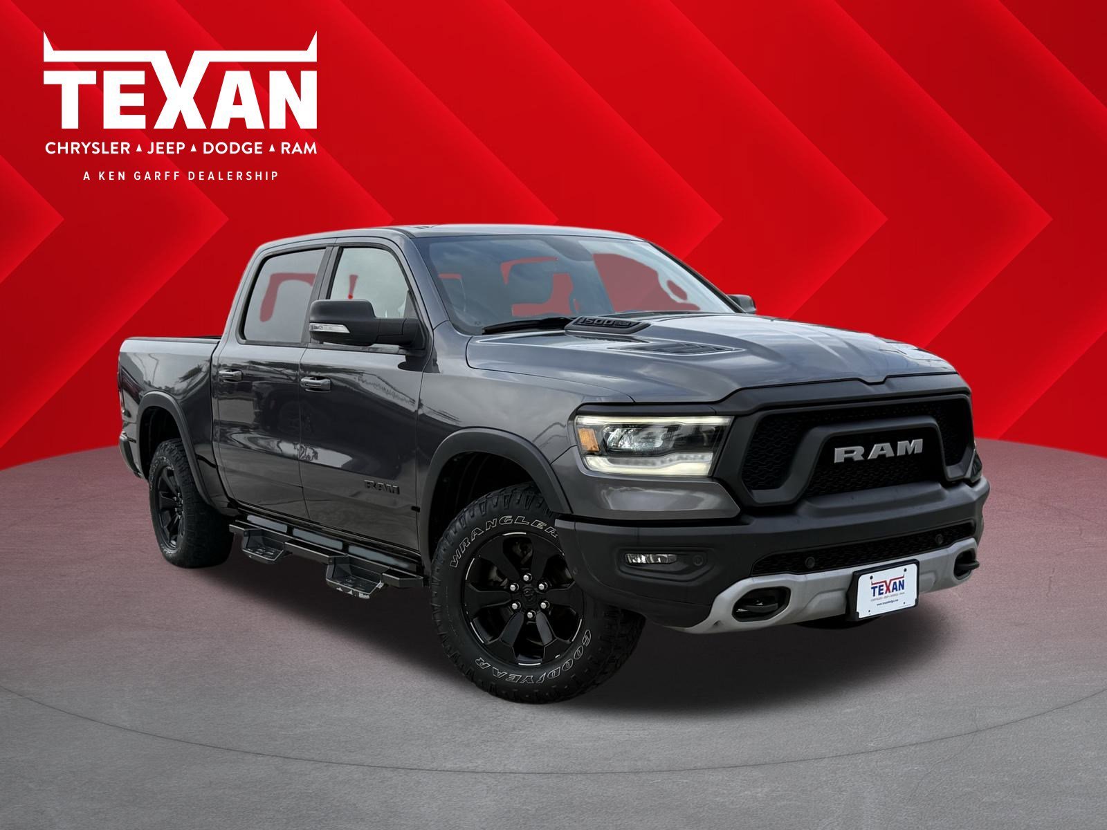 2019 RAM 1500 Rebel 4x4 Crew Cab 5'7's photo