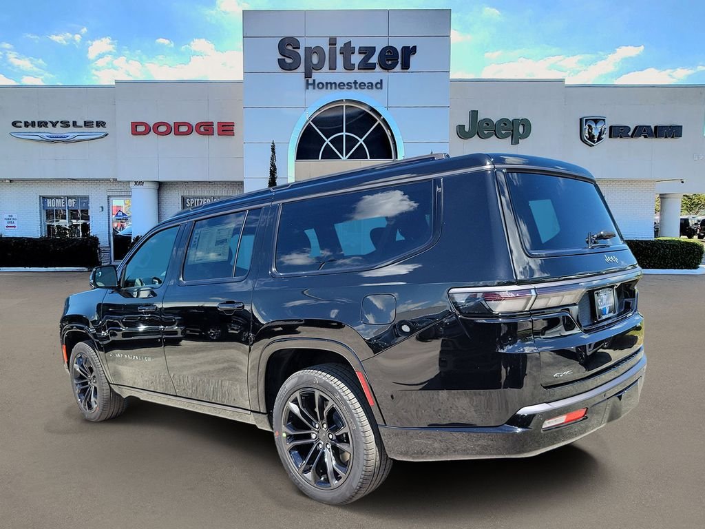 New 2026 High Gloss Black Exterior Paint Jeep Summit Obsidian image 3