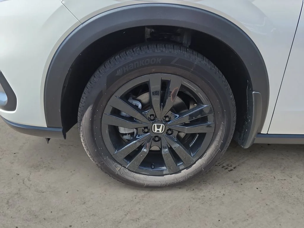 2026 Honda HR-V Sport - Photo 14