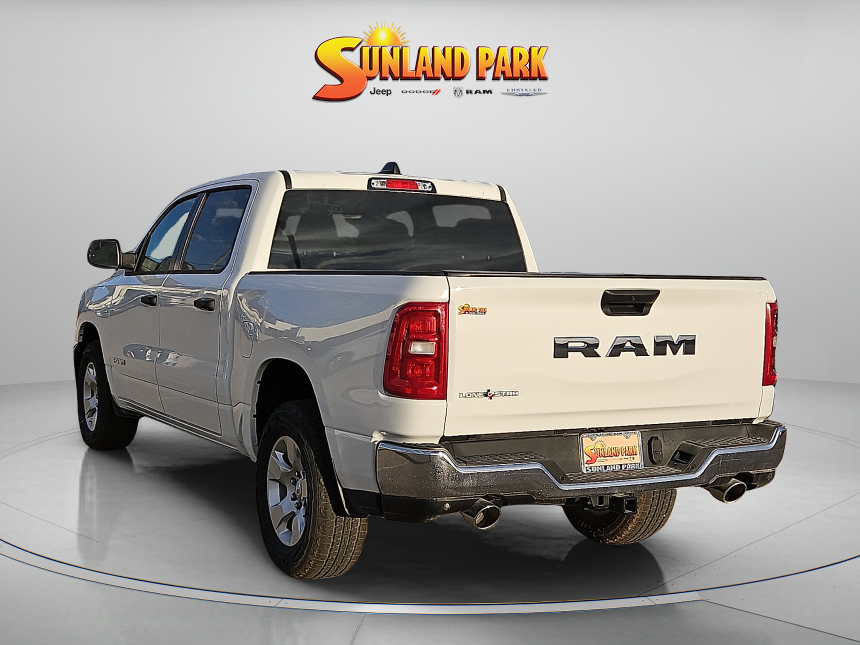 New 2026 Bright White Clear-Coat Exterior Paint RAM Lone Star image 4