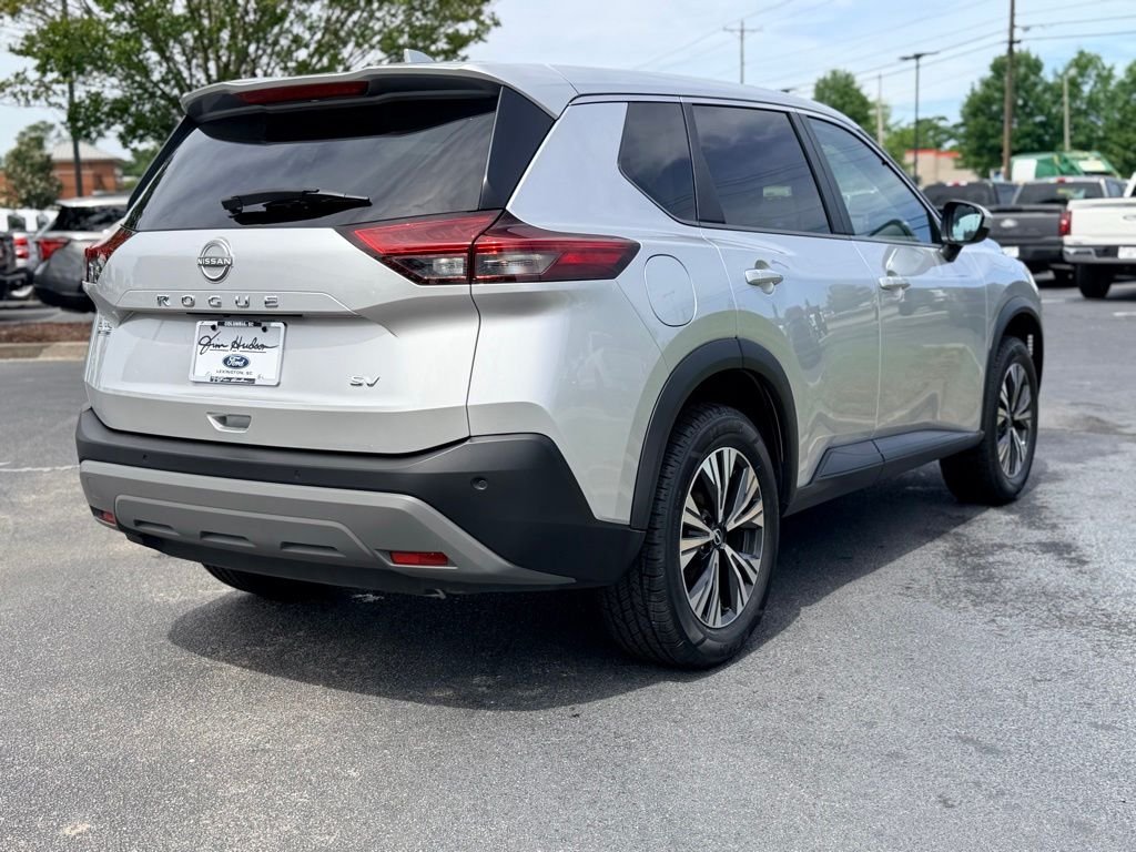 Used 2023 Silver Nissan SV image 7
