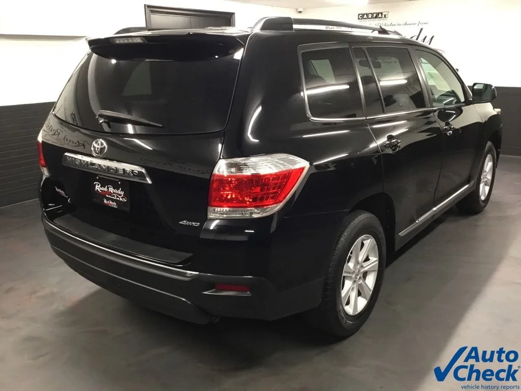 Used 2013 Black Toyota Base Plus V6 image 11