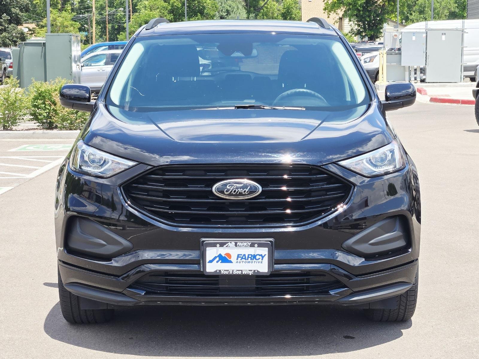 Used 2023 Agate Black Ford SE image 2