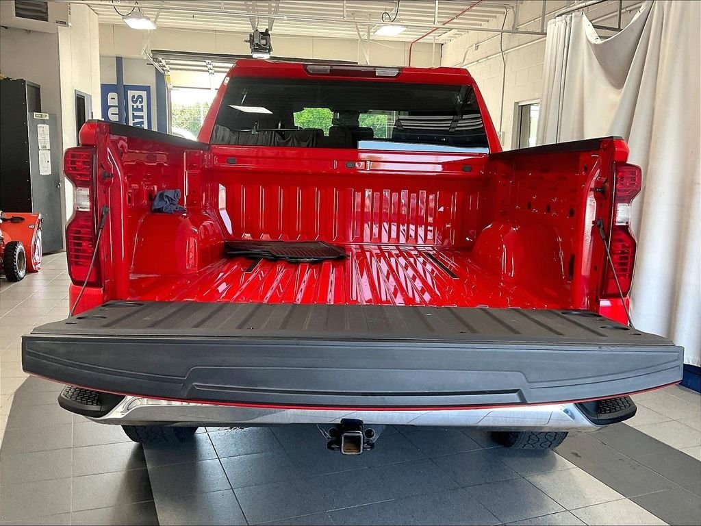 Used 2023 Red Chevrolet LT image 31