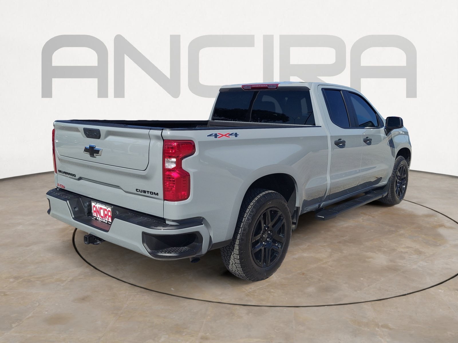 Used 2025 Slate Gray Metallic Chevrolet Custom image 10