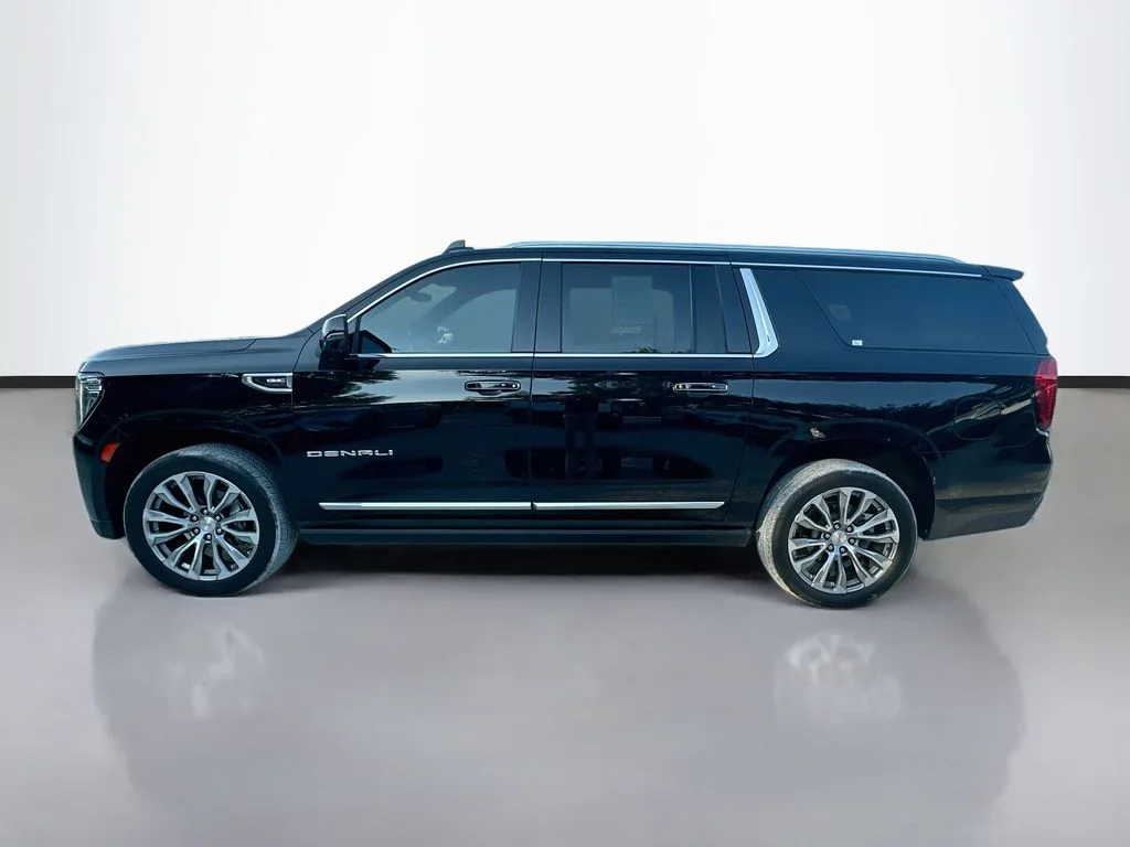 Used 2021 Black GMC Denali image 8