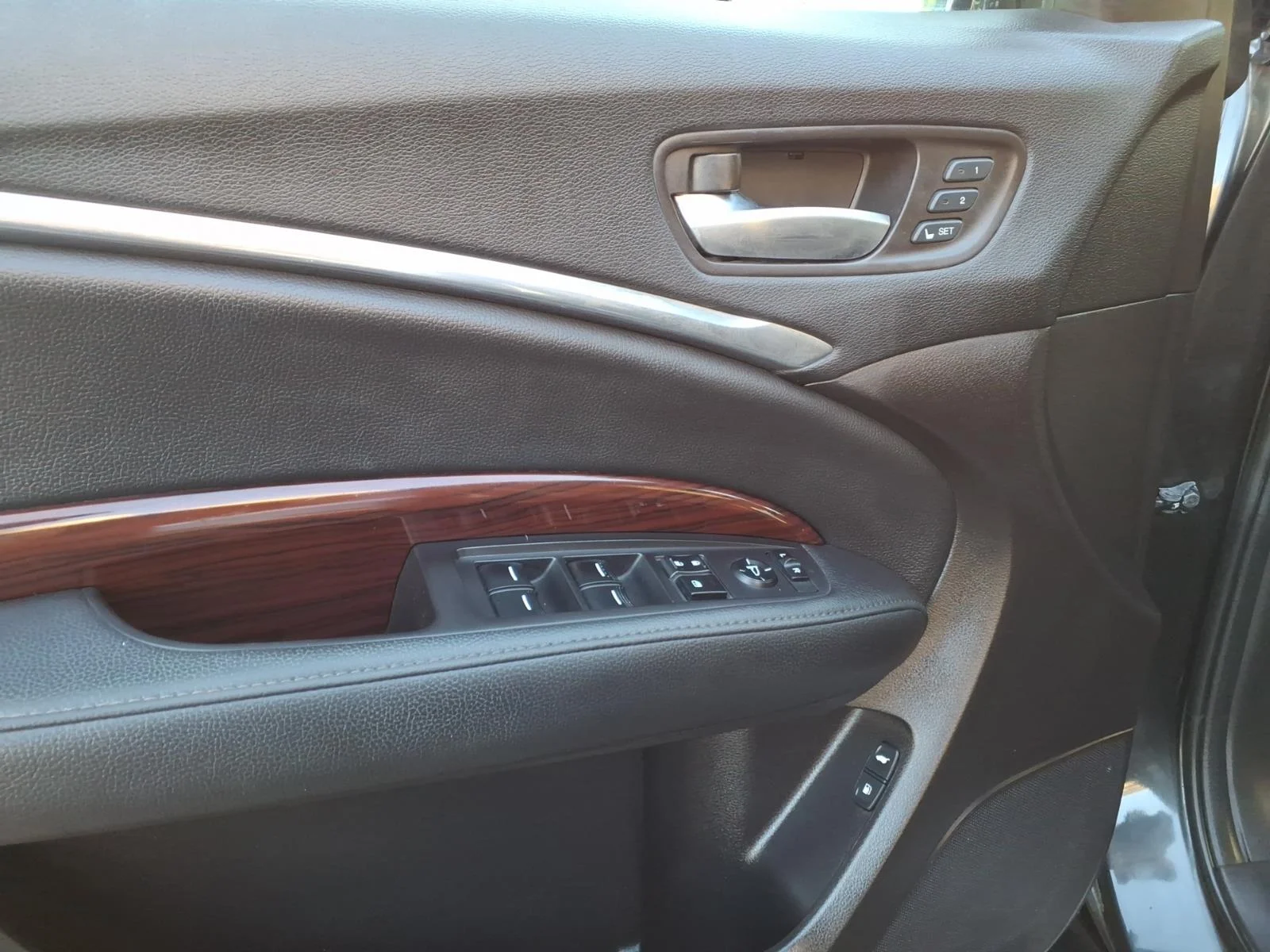 Used 2016 GREY Acura  image 20