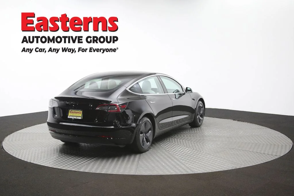 Used 2018 Black Tesla Long Range image 37