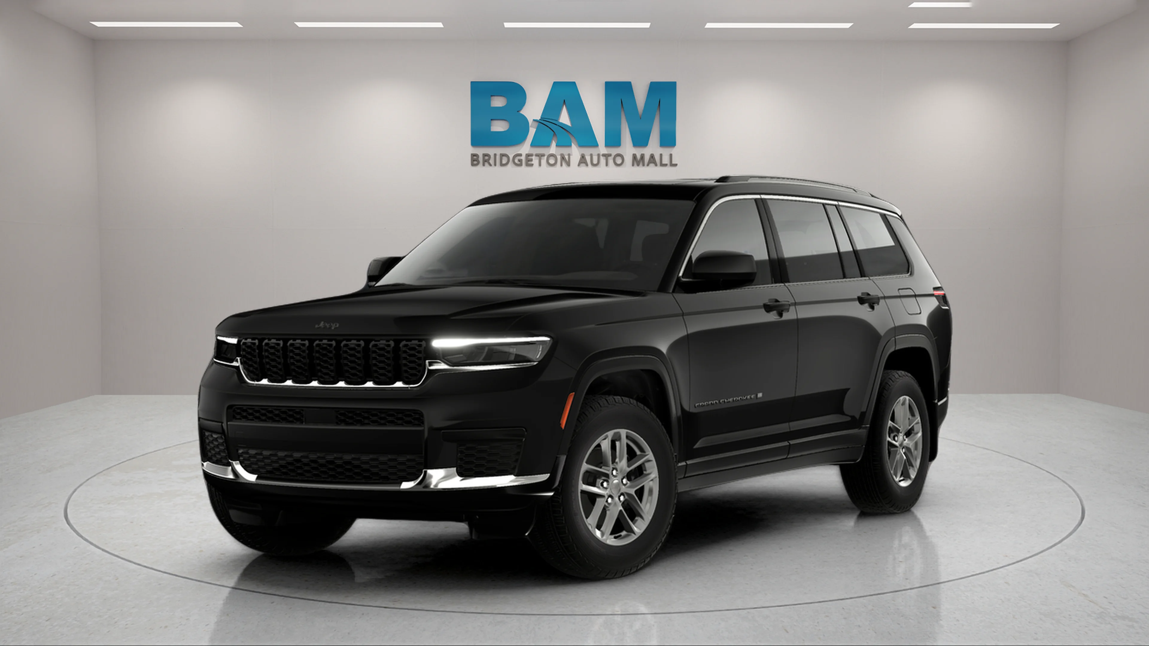 New 2026 Diamond Black Crystal Pearlcoat Jeep Laredo X image 14