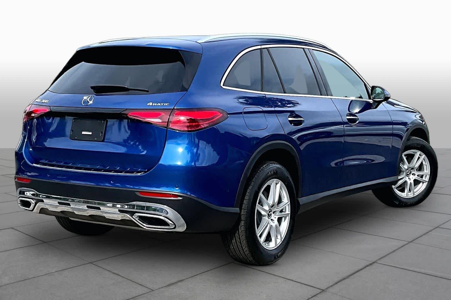 Used 2025 Starling Blue Metallic Mercedes-Benz GLC 300 image 13