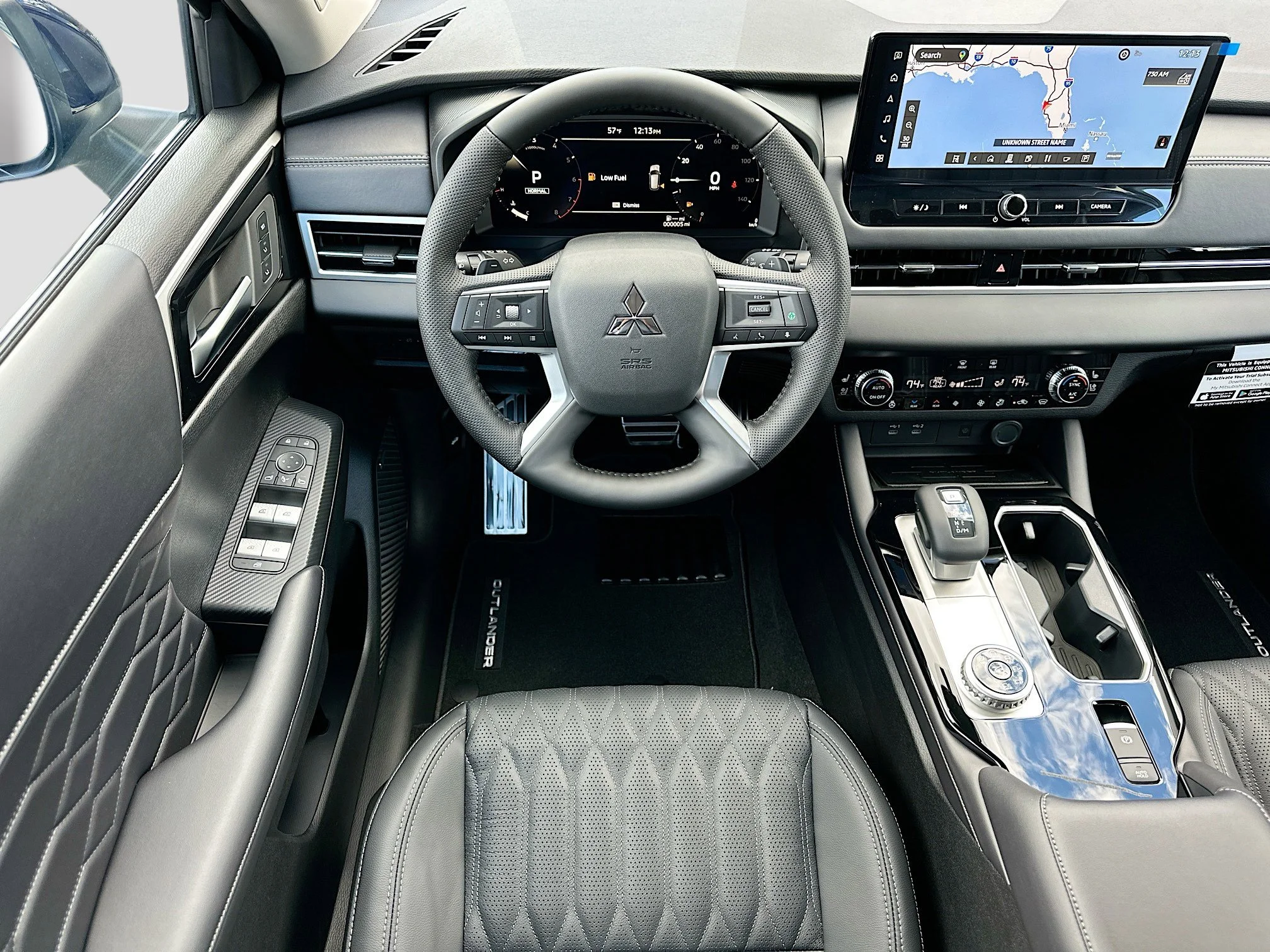 2026 Mitsubishi Outlander SEL - Photo 16