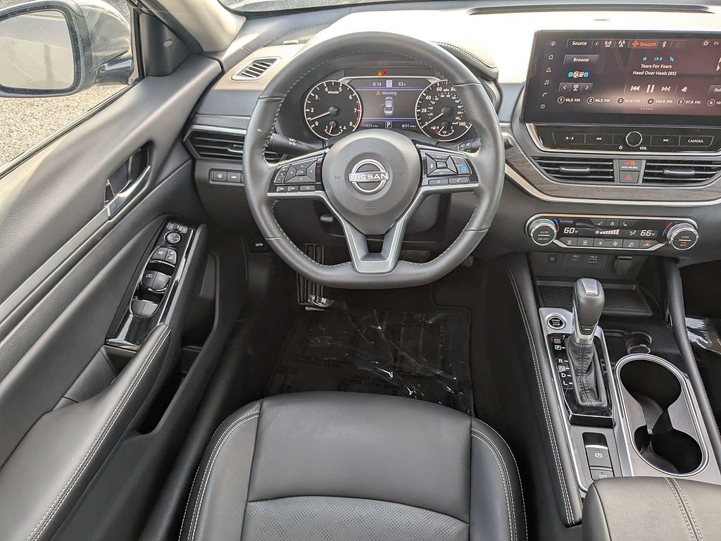 Used 2025  Nissan 2.5 SL image 15