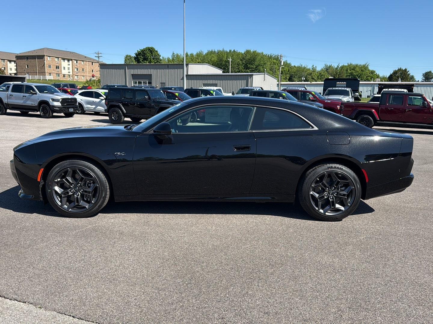 New 2026 Diamond Black Crystal Pearlcoat Dodge R/T image 6