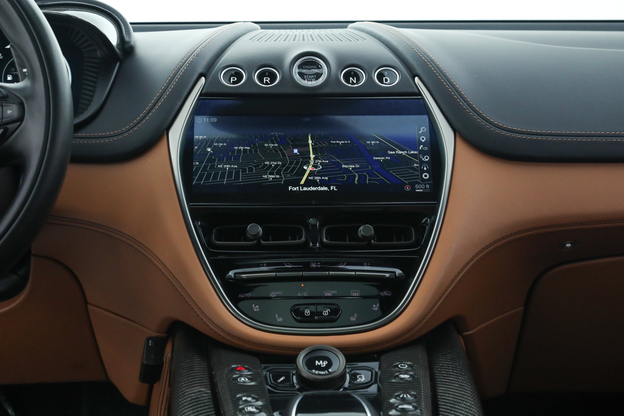 Used 2023 Green Aston Martin 707 image 30