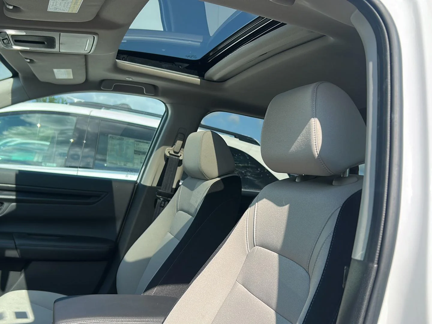 Certified Used 2023 Platinum White Pearl Honda EX image 9
