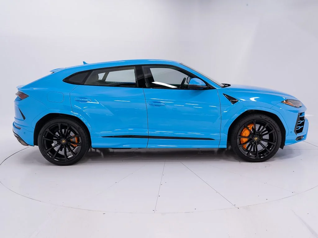 Used 2022 Blu Cepheus Lamborghini  image 6