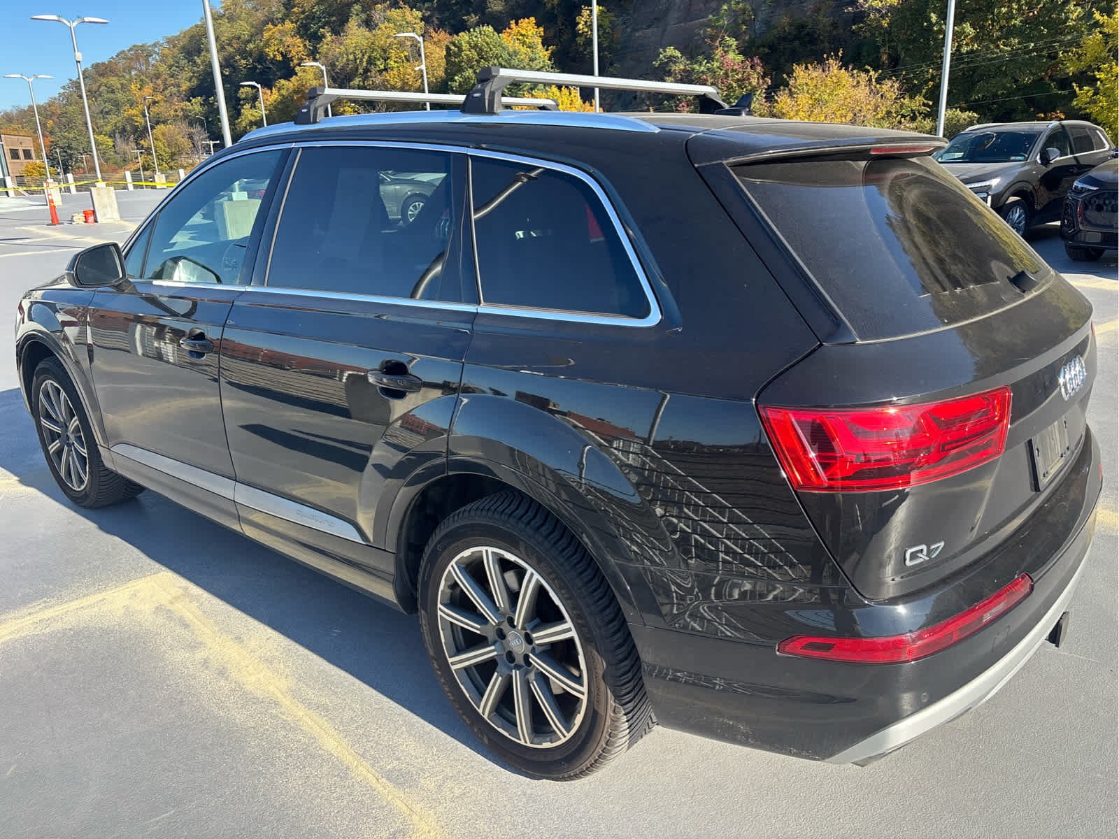 Used 2019 Night Black Audi Premium image 8