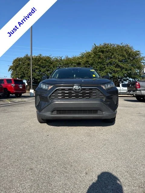 Used 2021 Gray Toyota LE image 17