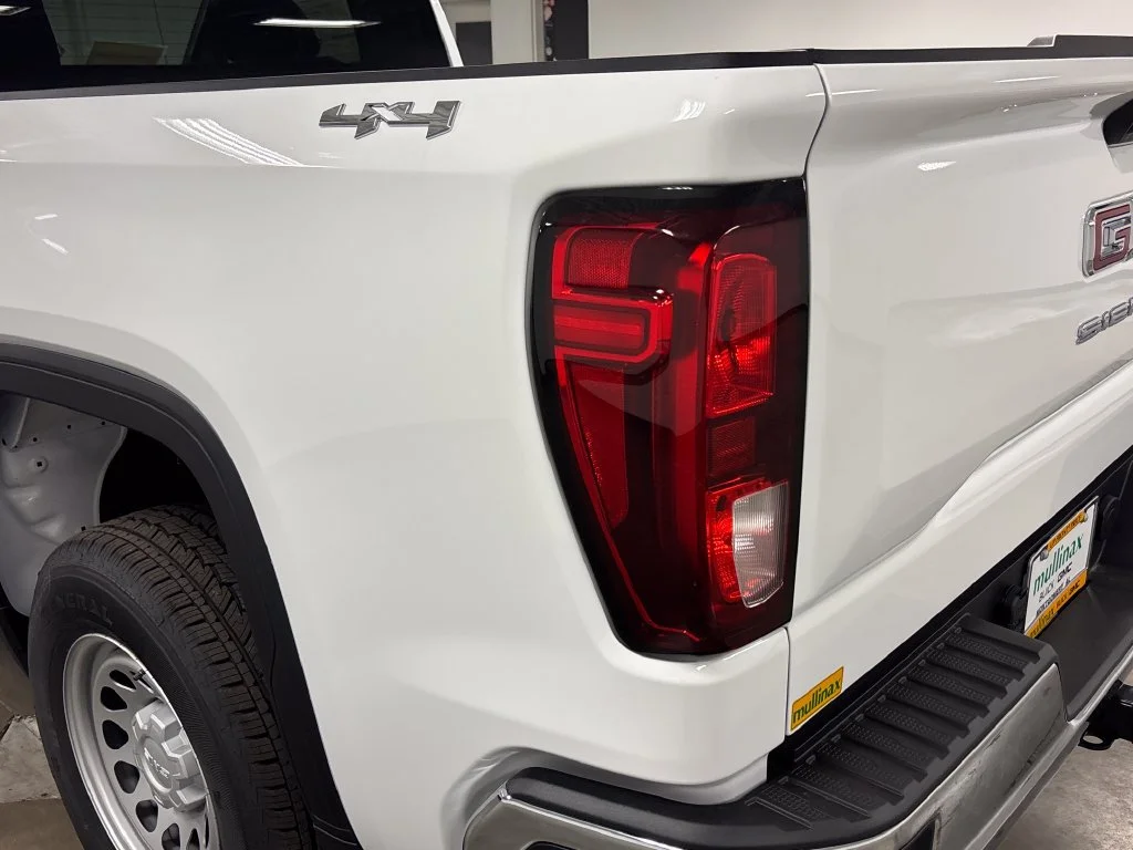 2026 GMC Sierra 1500 Pro - Photo 14