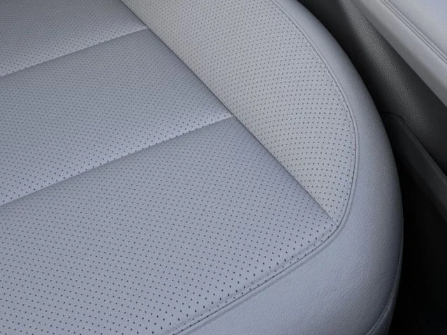 New 2026 Star White Metallic Tri-Coat Ford Platinum image 16