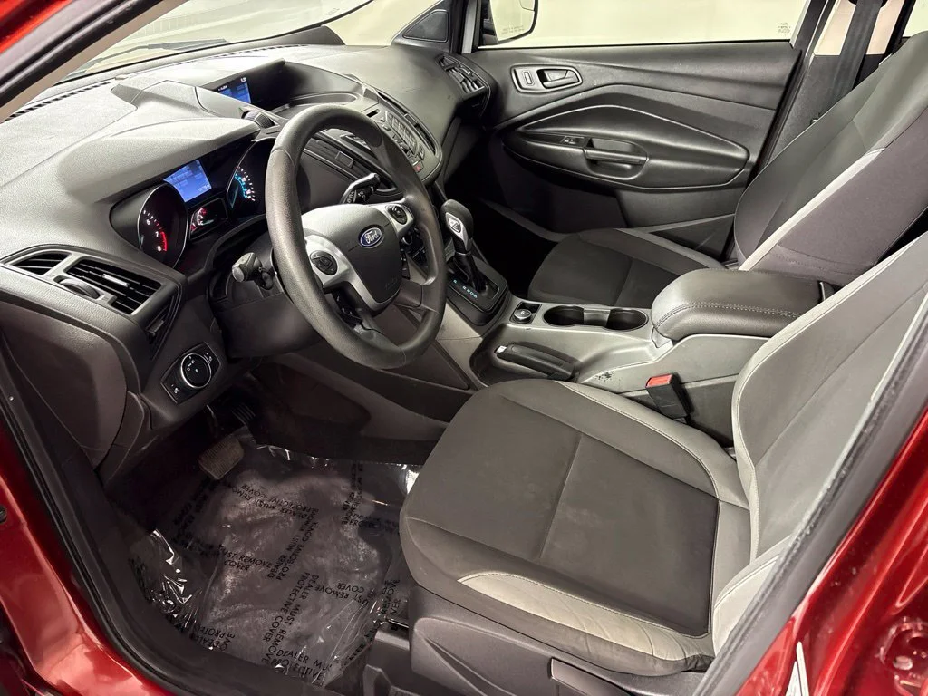 Used 2014 Red Ford S image 28