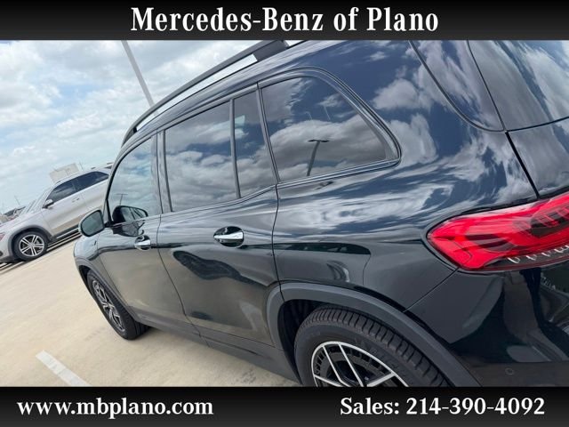 2022 Mercedes-Benz EQB EQB 350's photo