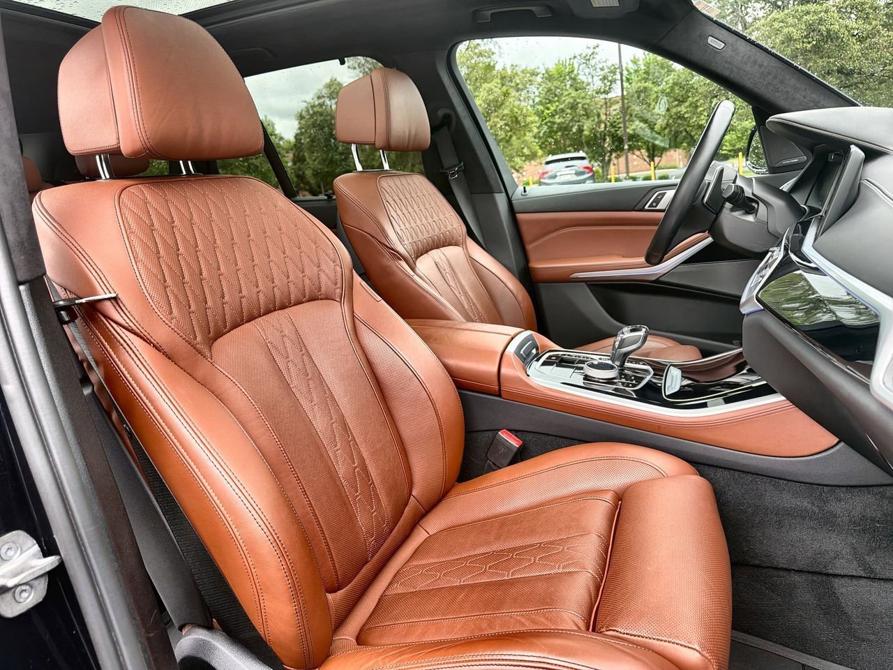 Used 2023 Black BMW M50i image 23