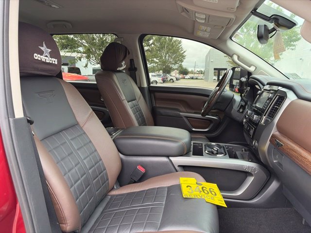 Used 2016 Red Nissan Platinum Reserve image 13