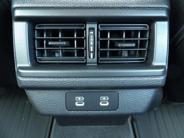 New 2026 Urban Gray Pearl Honda SE image 36