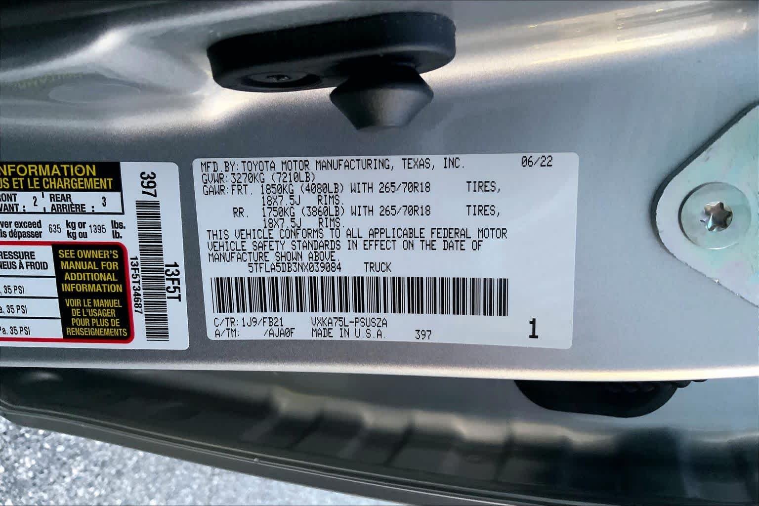 Used 2022 Celestial Silver Metallic Toyota SR5 image 31