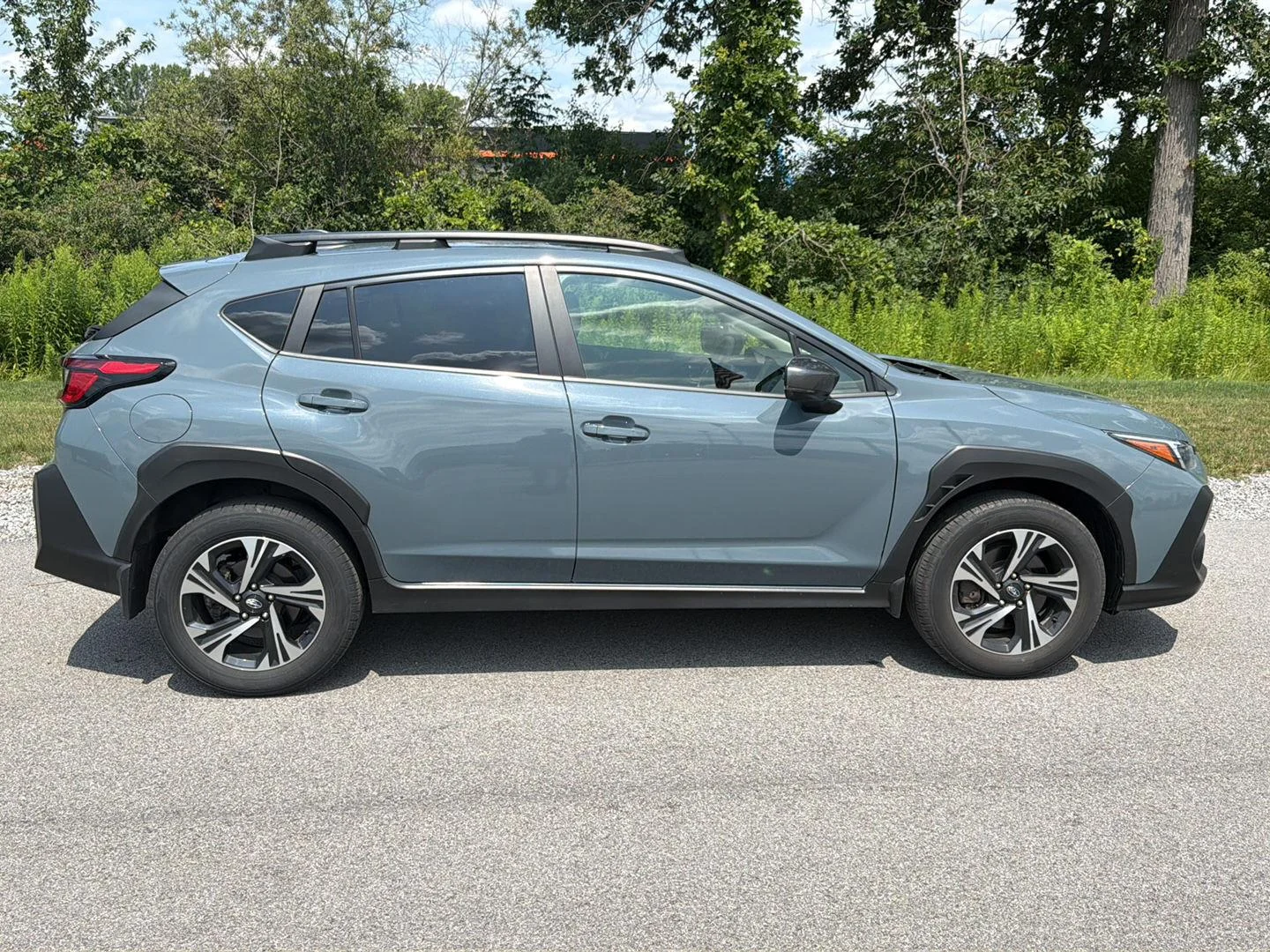 Used 2024 Offshore Blue Metallic Subaru Premium image 3