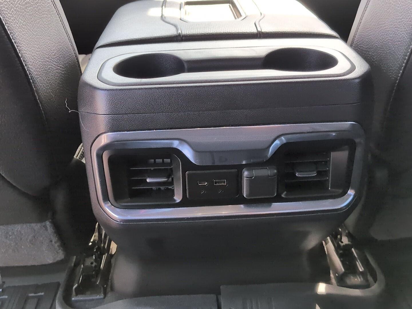 Used 2022 Onyx Black GMC Denali image 17