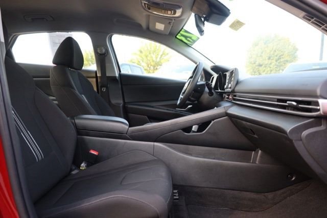 Used 2023 Red Hyundai SEL image 41