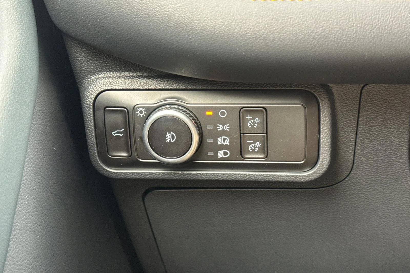 New 2027 Avalanche Gray Ford Tremor® image 31