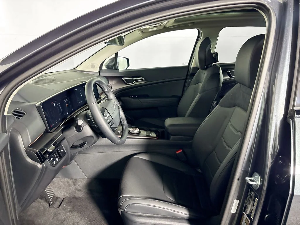 New 2026 Gravity Gray Kia SX Prestige image 11