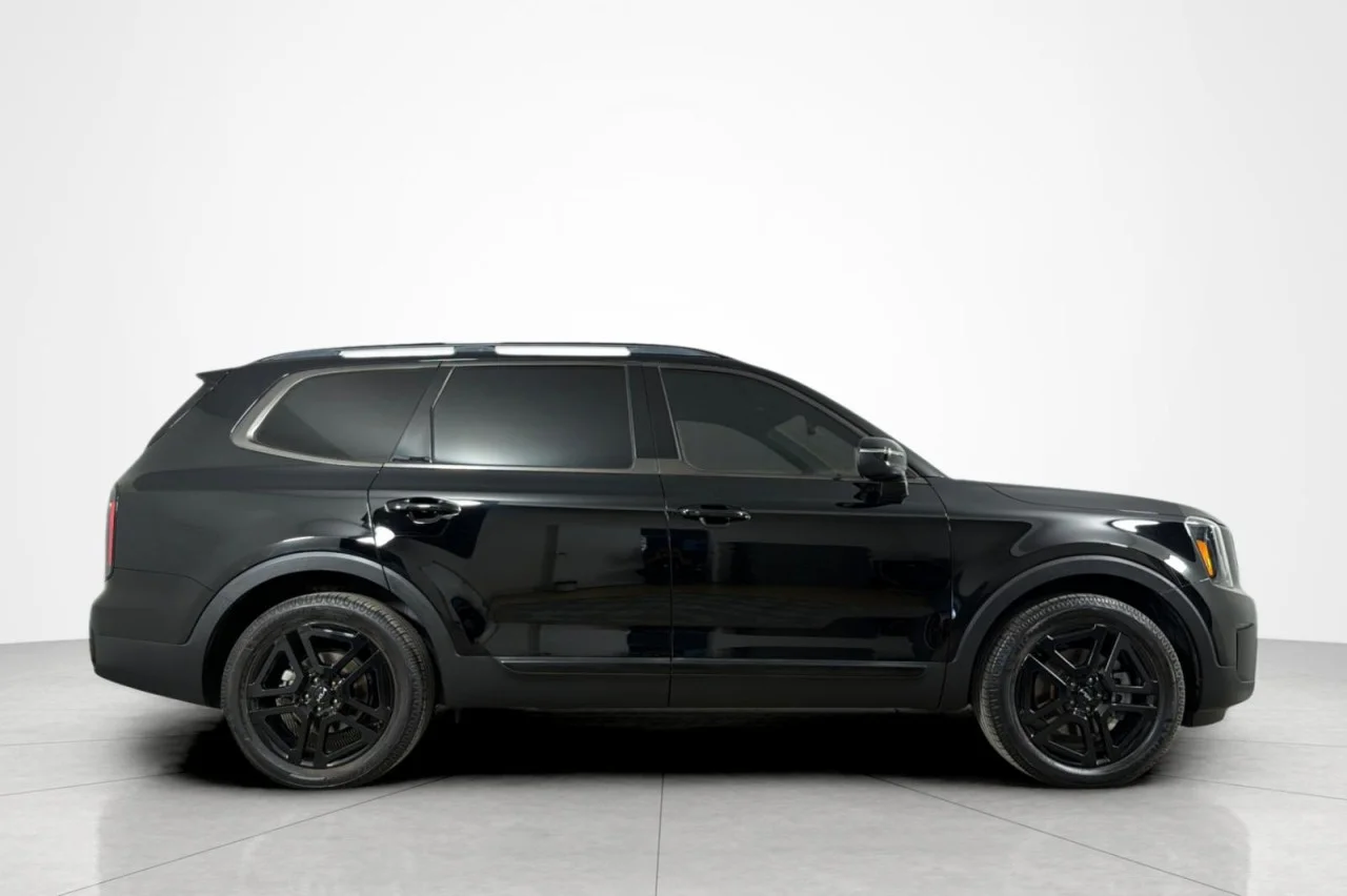 Used 2023 BLACK Kia EX X-Line image 6