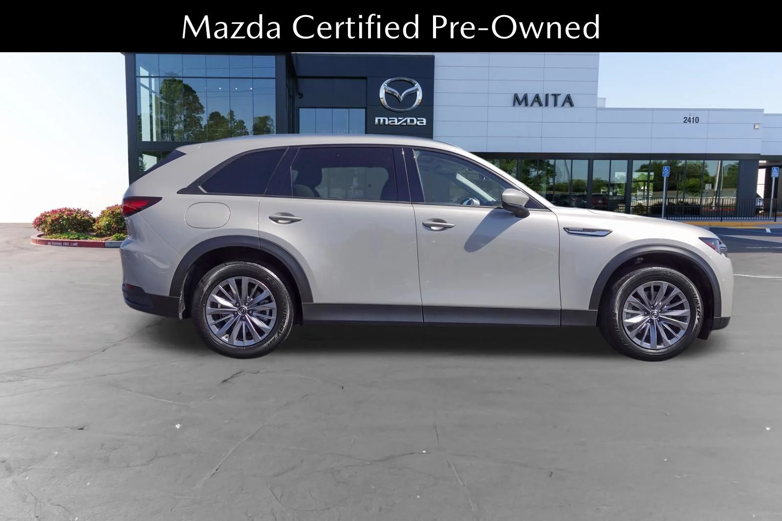 Certified Used 2024 Platinum Quartz Mazda Preferred image 2
