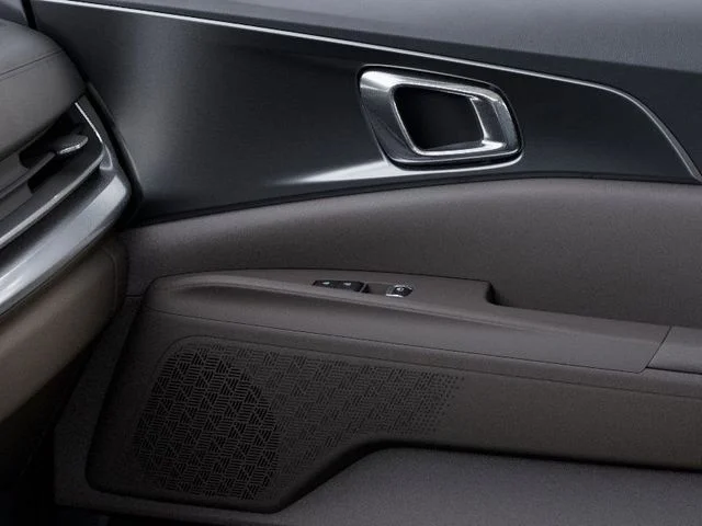 New 2026 White Kia LXS image 25